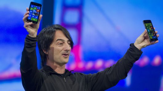 Microsoft Recommends Switching to iPhone or Android as it Prepares to Kill off Windows Phones
