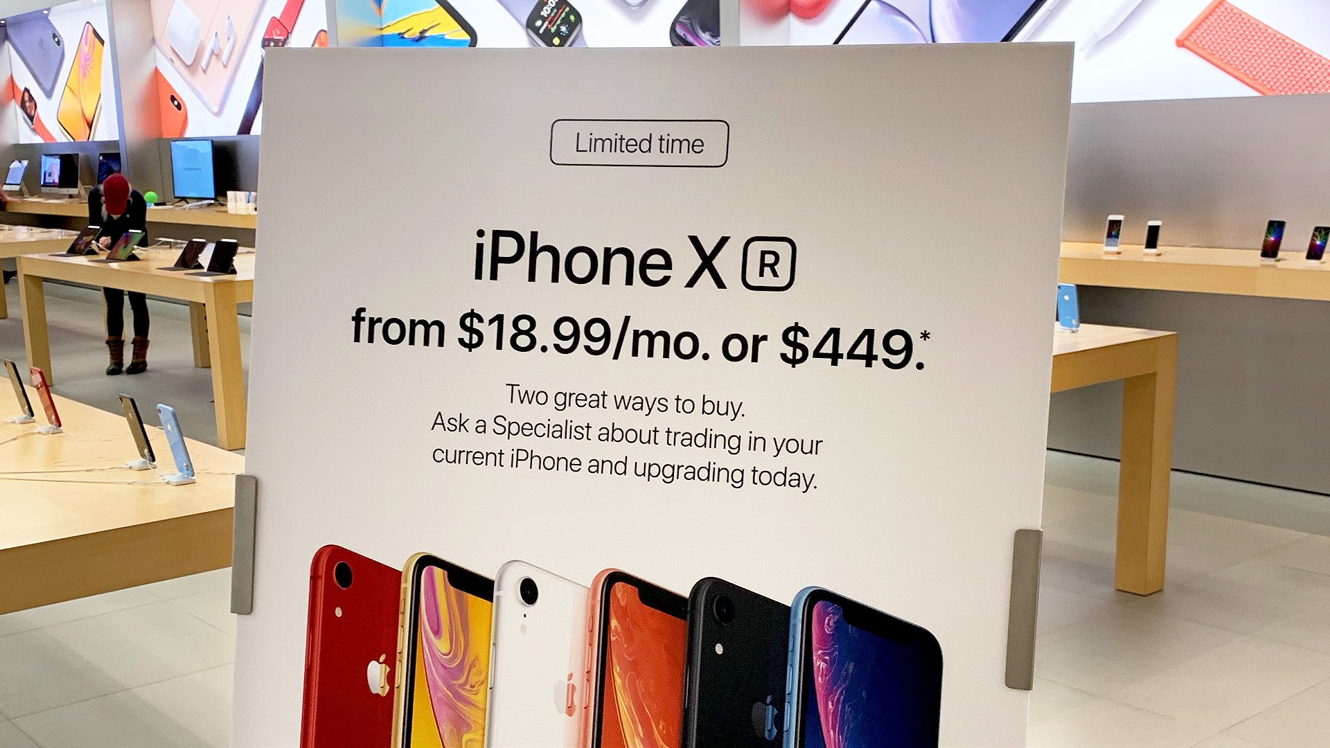  Apple Expands iPhone XR Promotion with $18.99/Month in-store Offer