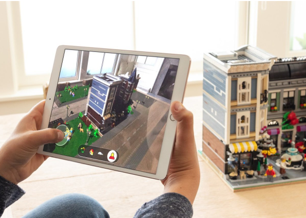 ​Apple Names First Head of Marketing for Augmented Reality