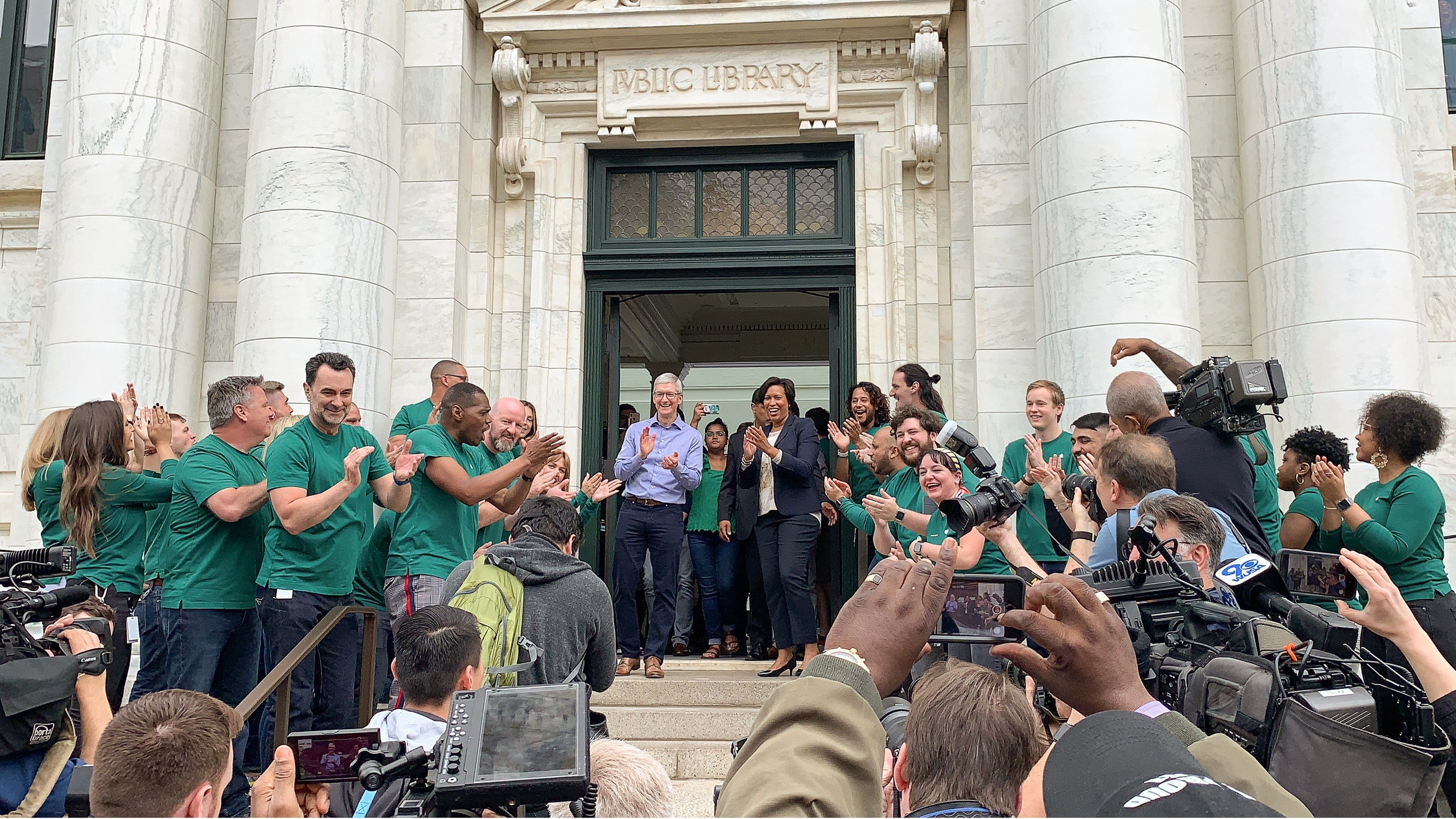 Tim Cook and D.C. Mayor Muriel Bowser Greet Customers at the Grand Opening of Apple Carnegie Library