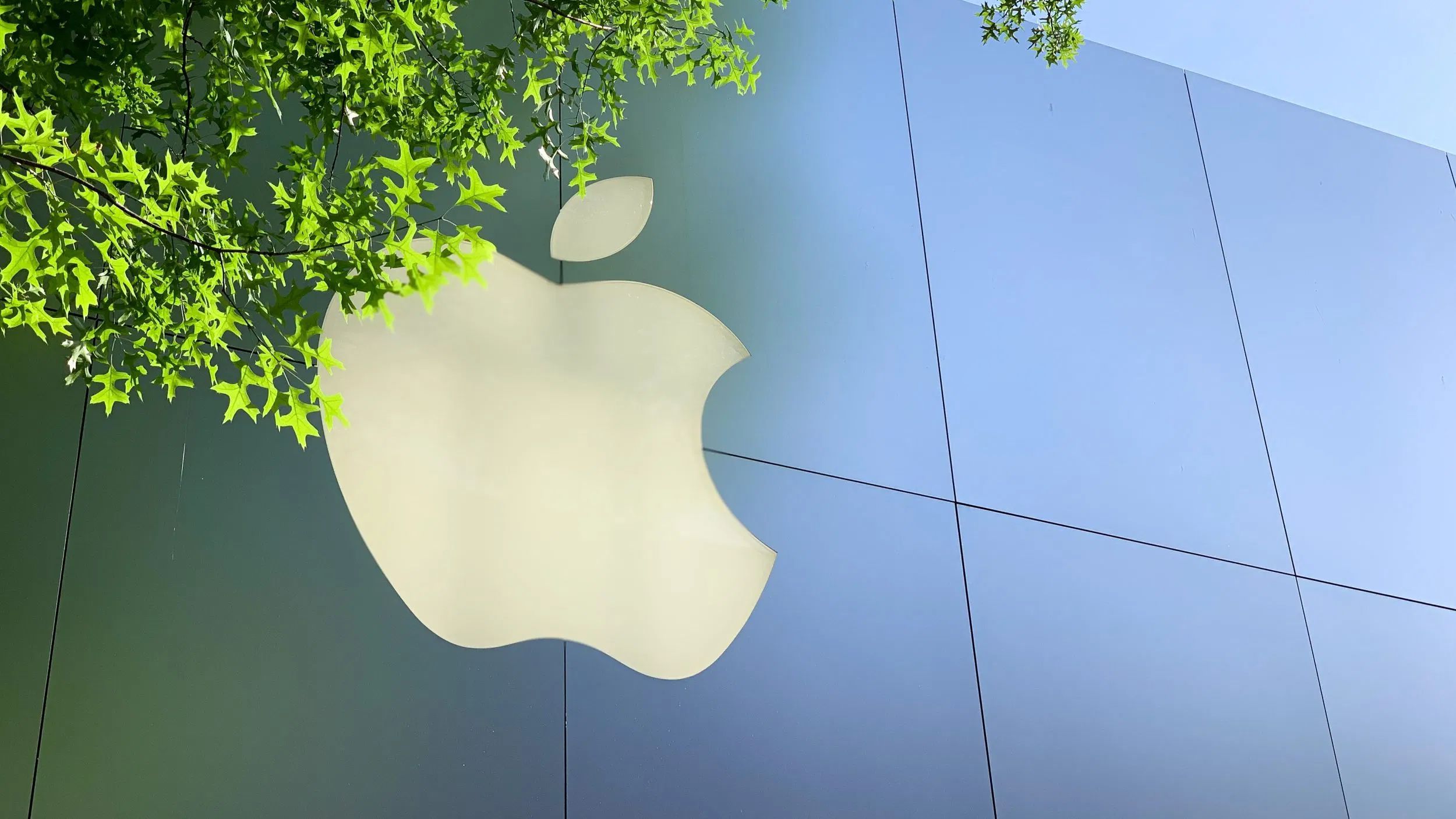 Apple Planning for ‘Staggered’ Reopening of Retail Stores Based on Local Conditions