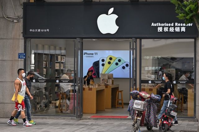 Apple Stops Updates for Thousands of Games in China’s App Store